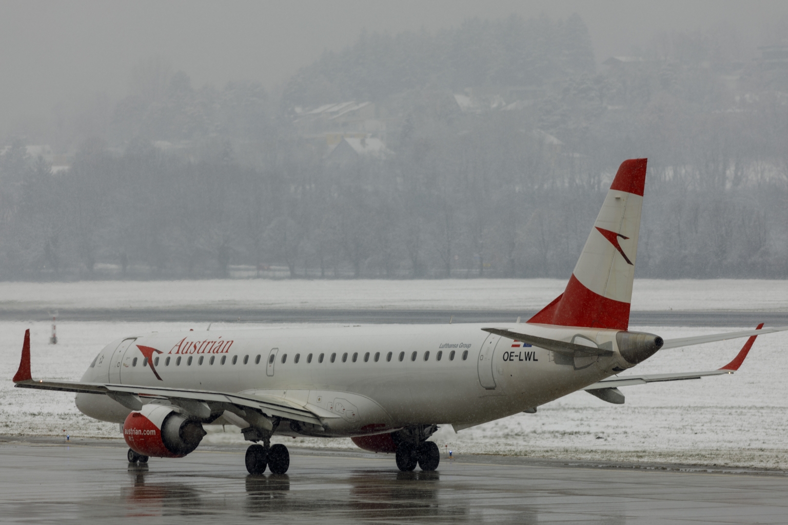 Preview 20221210 Winterflugtag am Innsbruck Airport (72).jpg